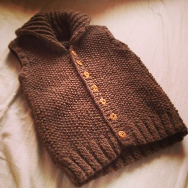 マンクスの毛で紡いでベスト