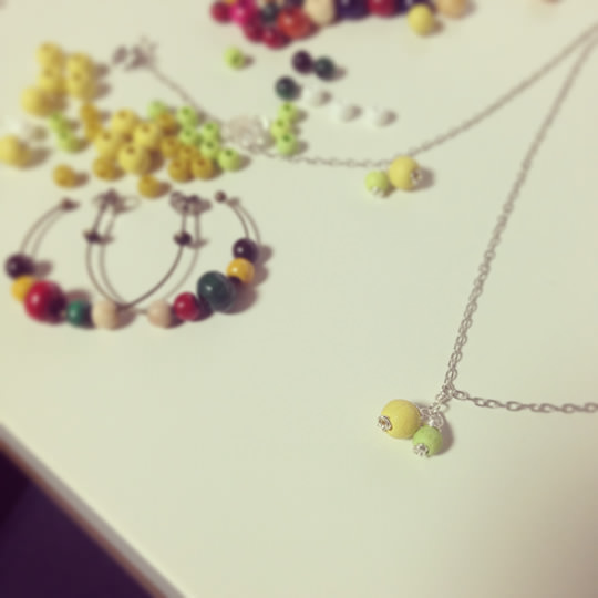 ビーズアクセサリー